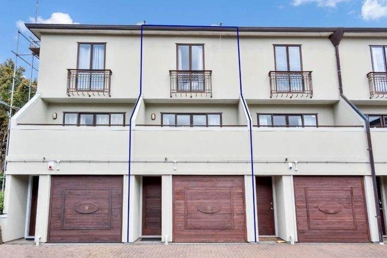 18/25 Rossmay Terrace, Mount Eden, Auckland  - Carousel 18