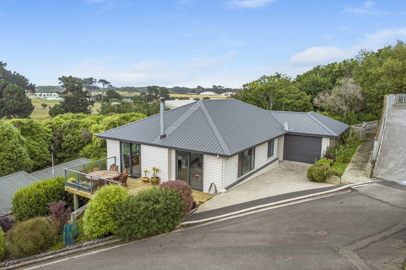 67A Tahuna Road, Tainui, Dunedin - Carousel 1