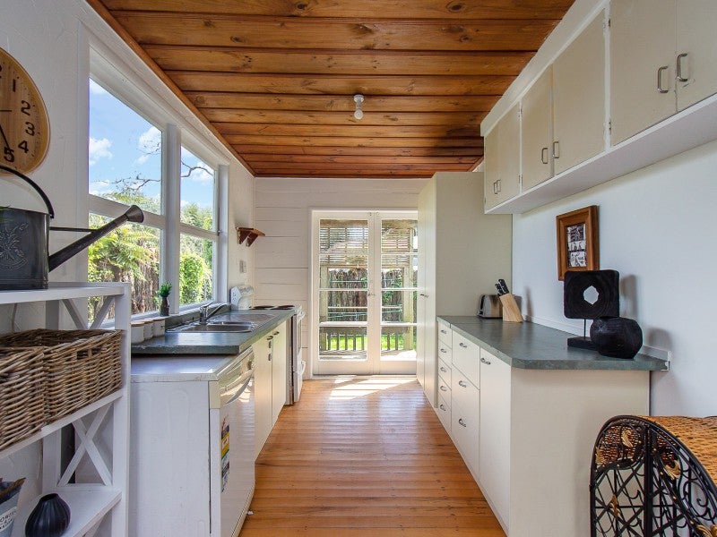 9A Farnworth Avenue, Holdens Bay, Rotorua - Carousel 2