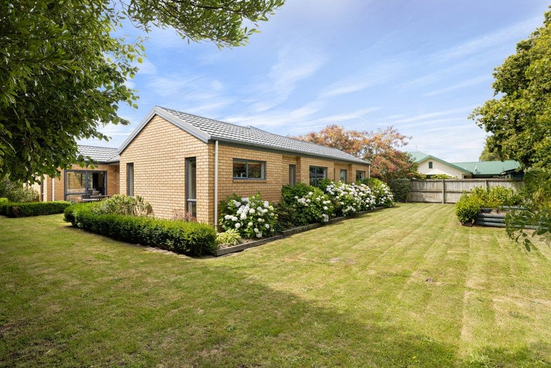 11 Armil Place, Lincoln, Lincoln - Carousel 1