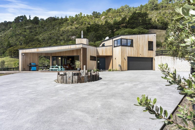 28 Hodge Road, Coroglen, Whitianga - Carousel 2