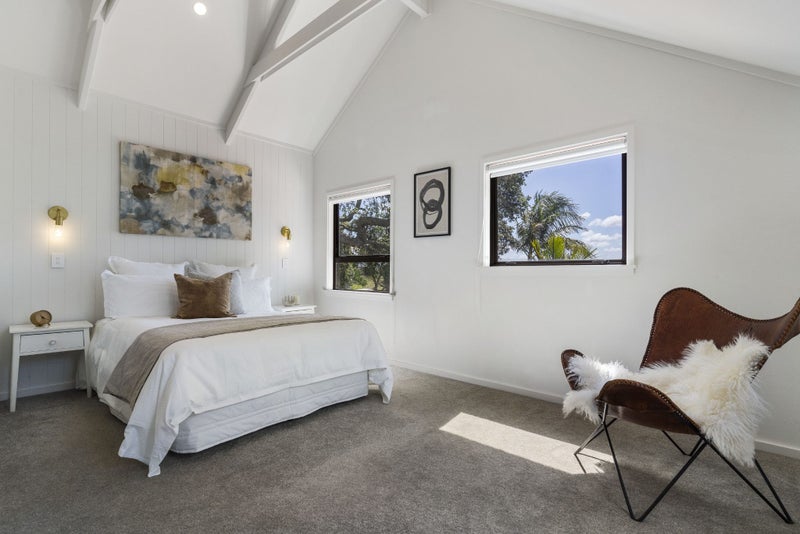 1/7A Seaside Avenue, Waterview, Auckland - Carousel 2