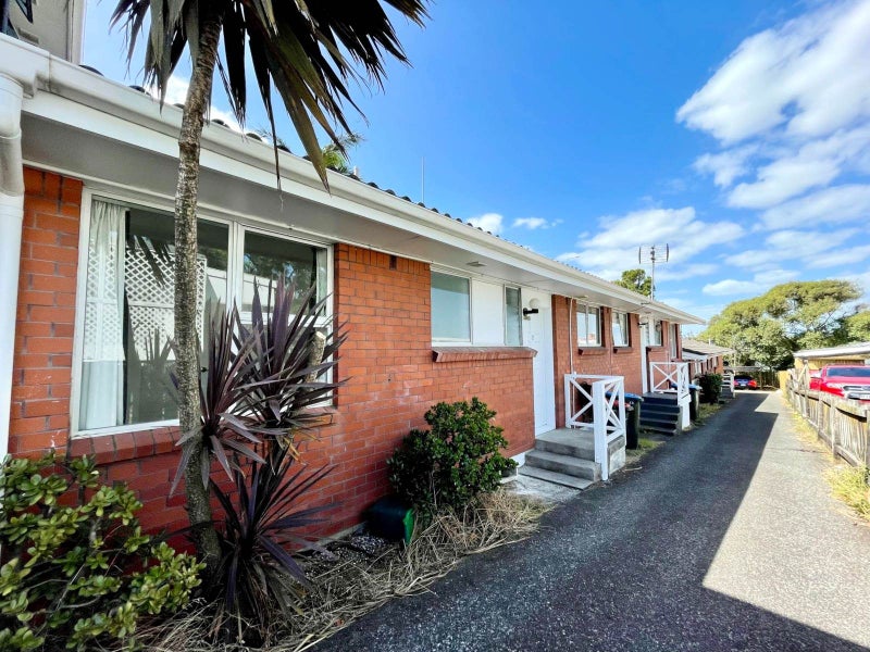 2/68 Ruawai Road, Mount Wellington, Auckland - Carousel 1