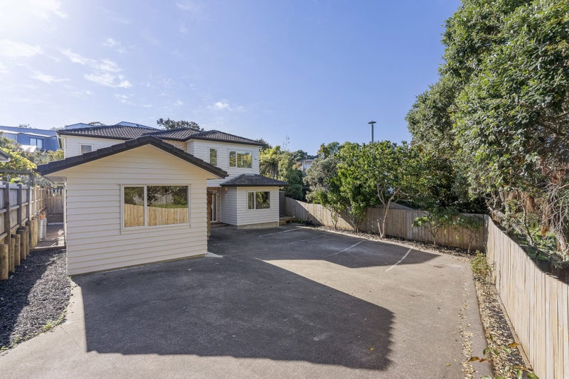 12C Manuka Road, Glenfield, Auckland - Carousel 1