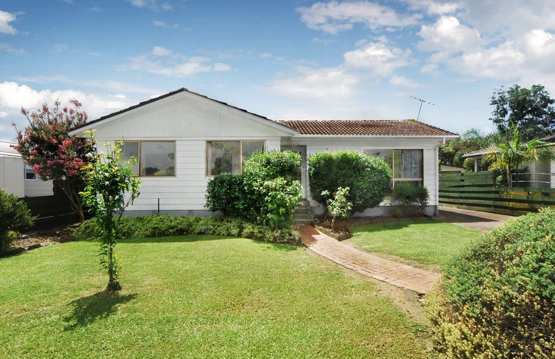 Property Valuation for 17 Casuarina Road, Half Moon Bay, Auckland