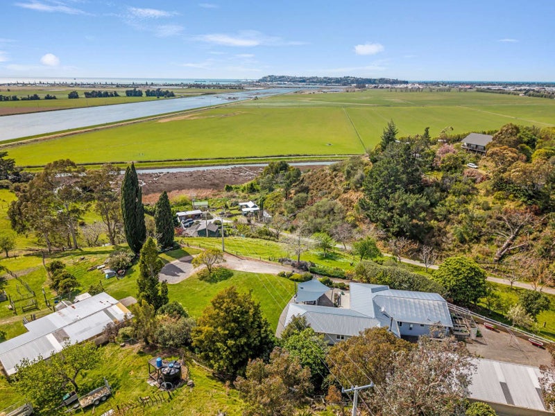 70 Nilgiri Road, Poraiti, Napier - Carousel 2