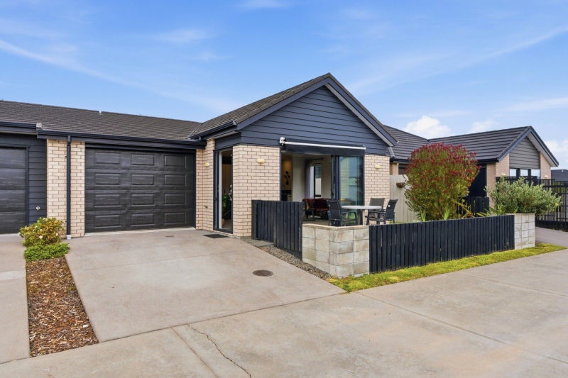 5 Haka Way, Papamoa - Carousel 1