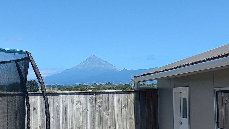 8 Evelyn Place, Welbourn, New Plymouth - Carousel 22