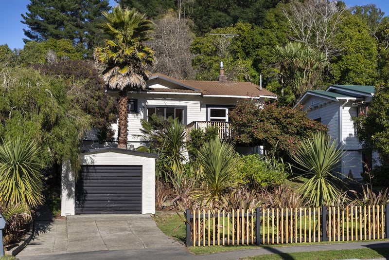 72 Toi Toi Street, Toi Toi, Nelson - Carousel 2