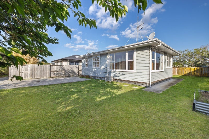92 Links Avenue, Mount Maunganui - Carousel 2