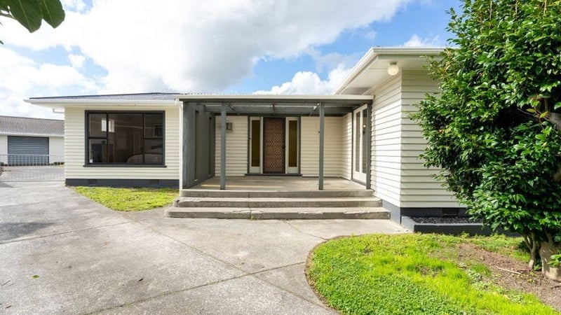 158 Winchester Street, Levin, Levin - Carousel 1