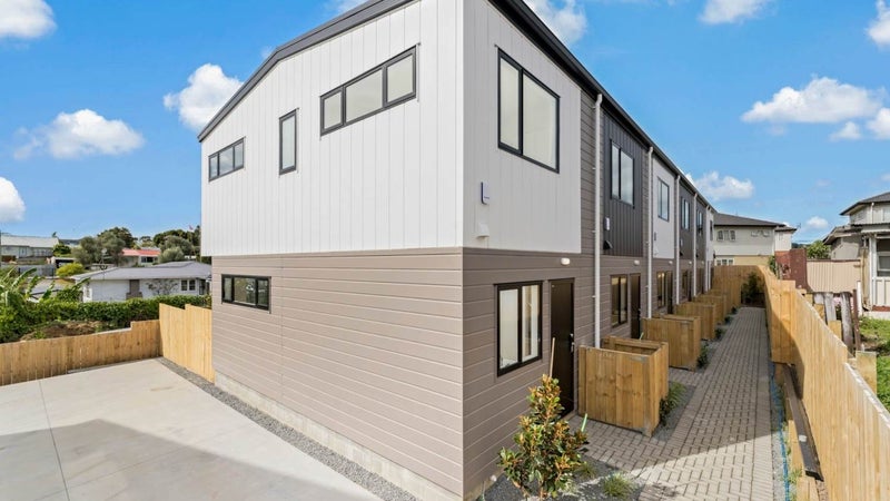 3/40 Saint Leonards Road, Kelston, Auckland - Carousel 1