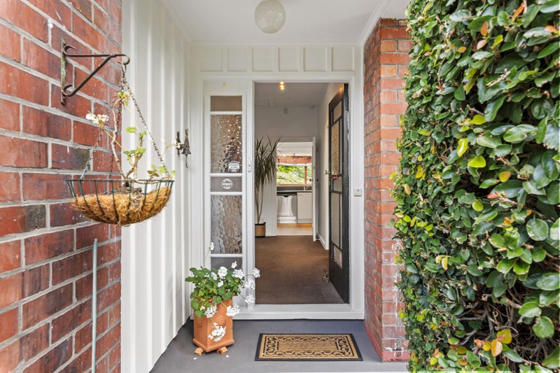 5 McCombs Street, Somerfield, Christchurch - Carousel 1