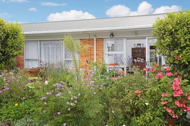 2/101 Seddon Street, Pukekohe - Carousel 2