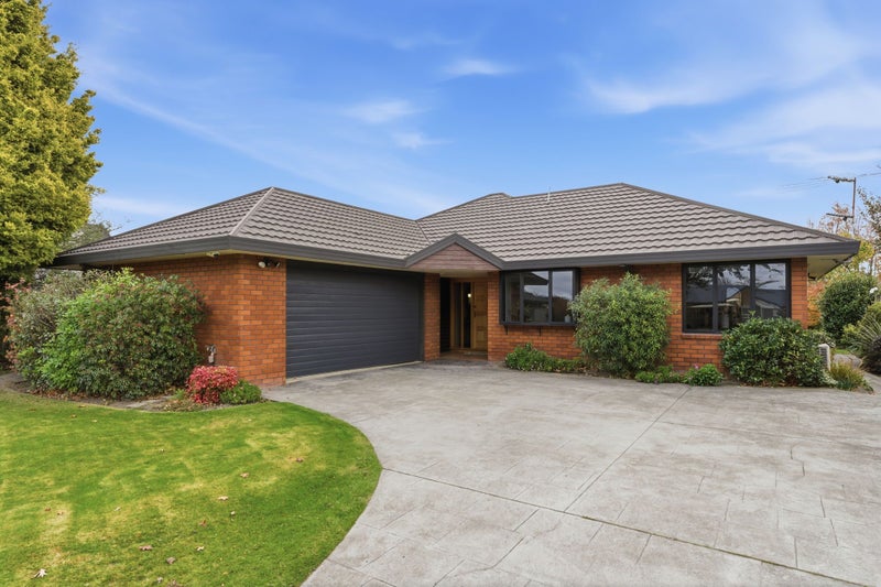 12 Hatfield Place, Avonhead, Christchurch - Carousel 1