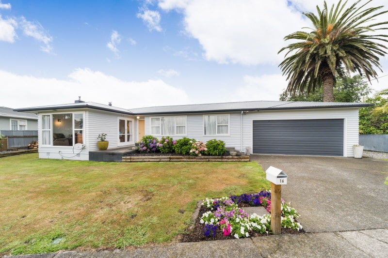16 Marsden Place, Awapuni, Palmerston North - Carousel 1