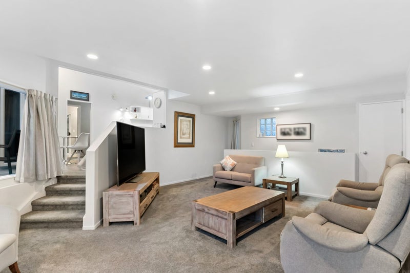 2/3 Tiri View Place, Waiake, Auckland - Carousel 2