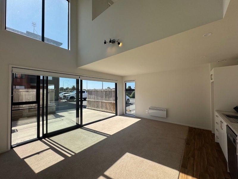 17 Owens Place, Mount Maunganui, Mount Maunganui - Carousel 2