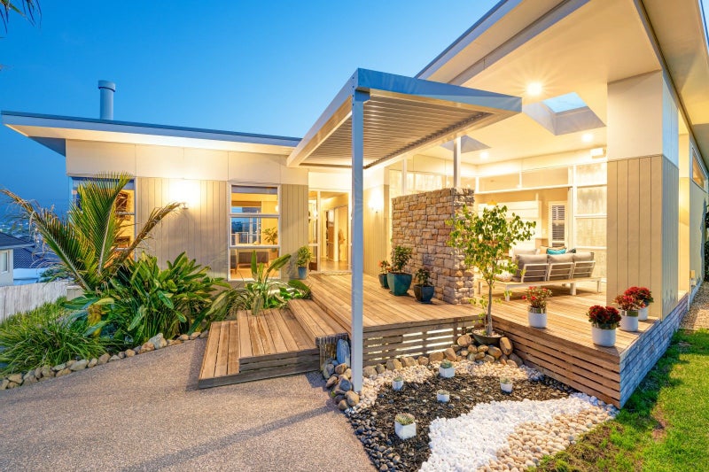 21 Grand Drive, Orewa, Orewa - Carousel 2