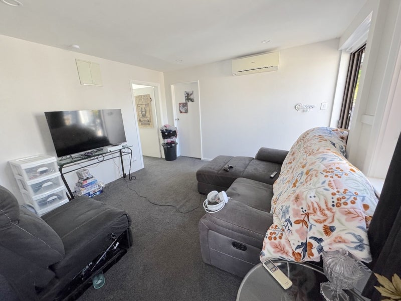 15 Hooker Avenue, Bryndwr, Christchurch - Carousel 2