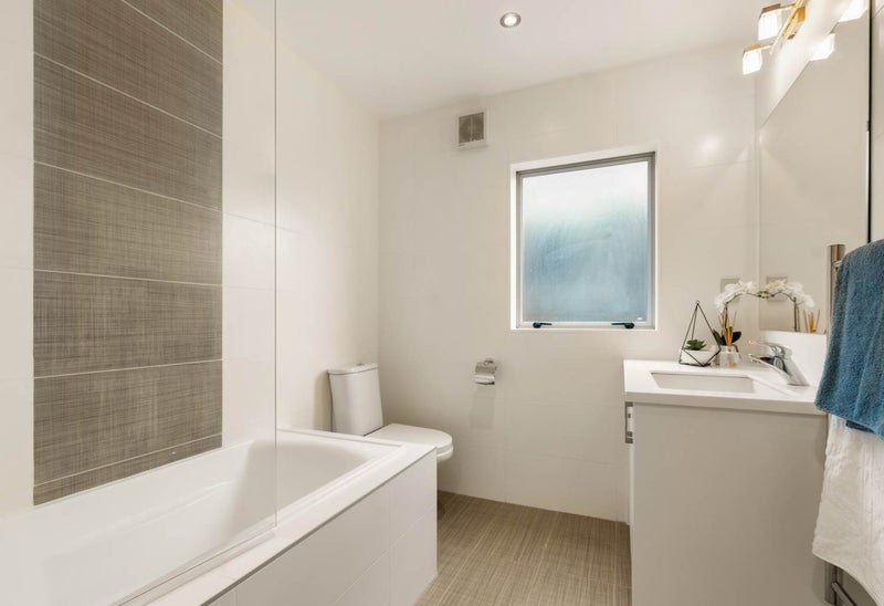 2/8 Varlene Terrace, Forrest Hill, Auckland - Carousel 19