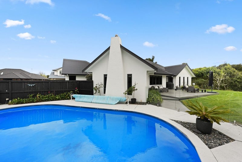 10 Cherie Close, Rototuna, Hamilton - Carousel 2