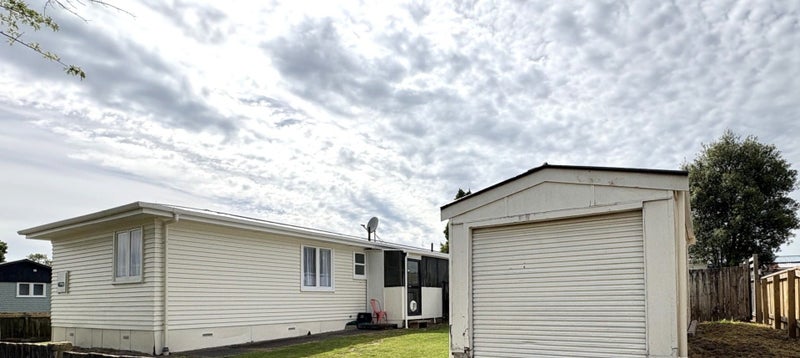 1/2 Te Mitiotu Grove, Turangi - Carousel 9