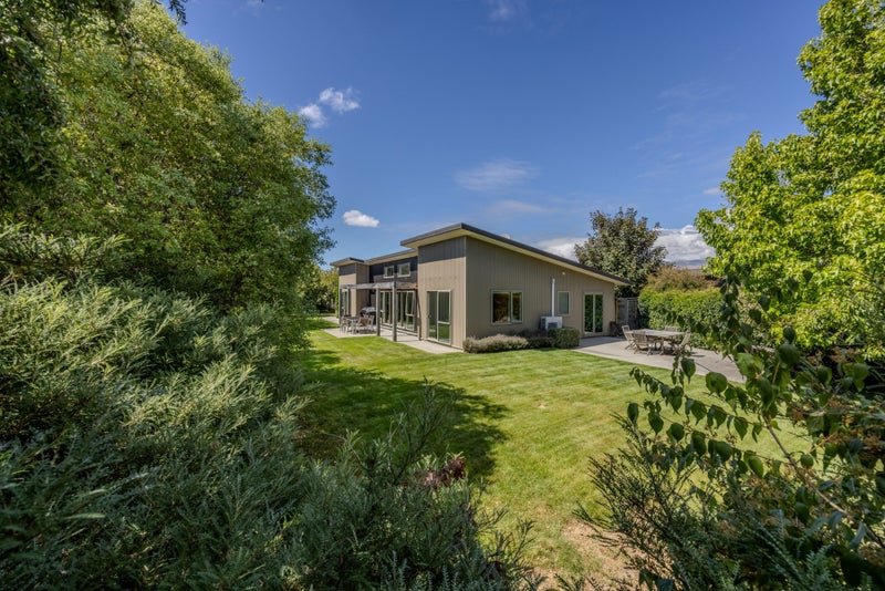 14 Sherwin Avenue, Albert Town, Wanaka - Carousel 1
