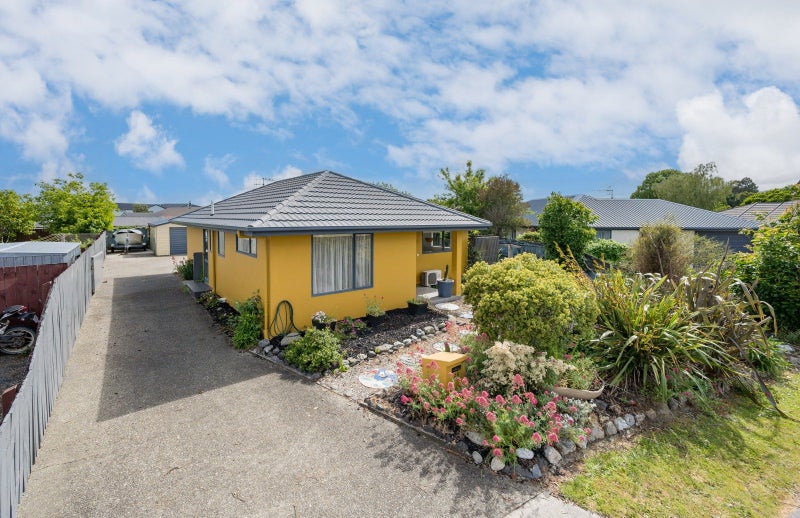 25 Ben Nevis Crescent, Brightwater, Brightwater - Carousel 1