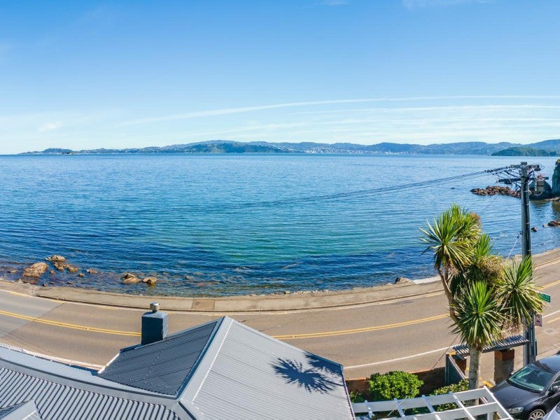 409 Marine Drive, Mahina Bay, Lower Hutt - Carousel 2