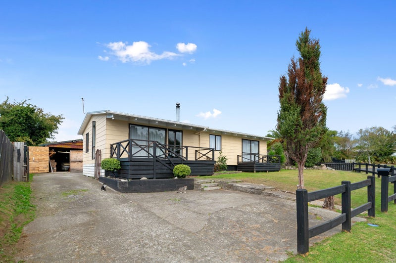 4 Cypress Place, Owhata, Rotorua - Carousel 1