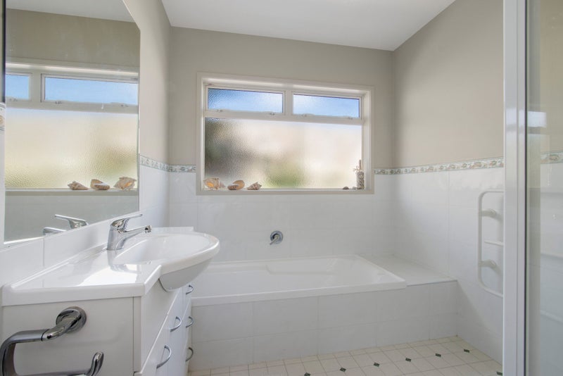 163 Park Road, Katikati, Katikati - Carousel 20