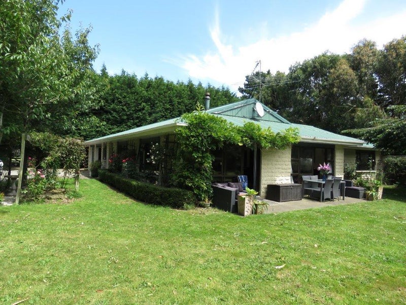 208 Coggins Road, New River Ferry - Carousel 2
