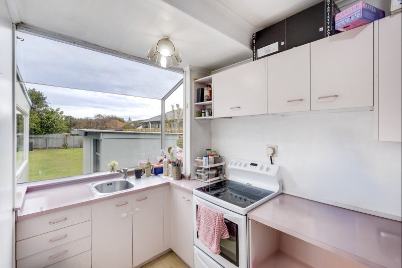 57 Taradale Road, Onekawa, Napier - Carousel 2