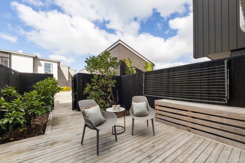 8 Walter Merton Road, Hobsonville, Waitakere City, Auckland - Carousel 2