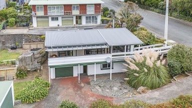 69 Belt Road, New Plymouth, New Plymouth - Carousel 1