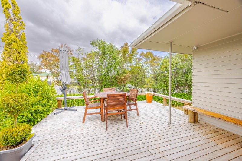 6 Eden Terrace, Waipukurau, Waipukurau - Carousel 2