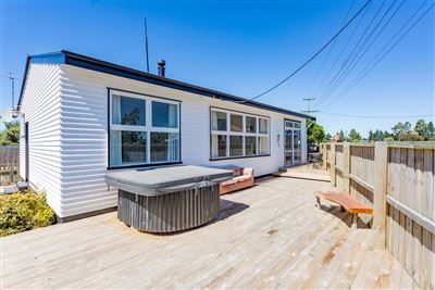 1266 Courtenay Road, Kirwee - Carousel 1
