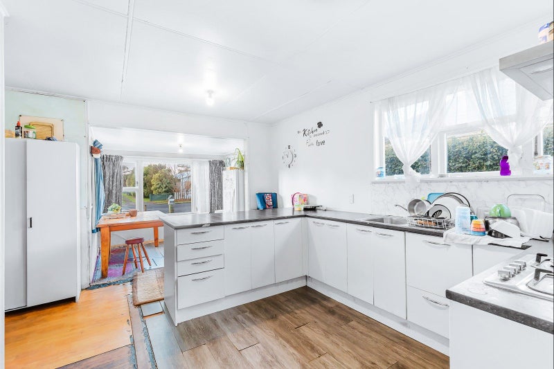 33 Porou Street, Taumarunui - Carousel 2