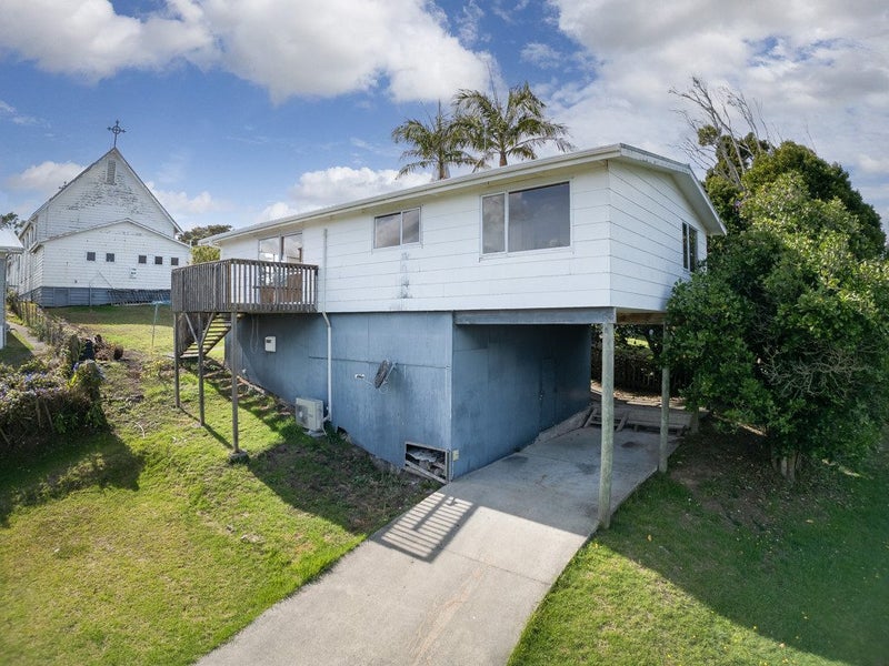 11 Tunatahi Street, Dargaville - Carousel 18
