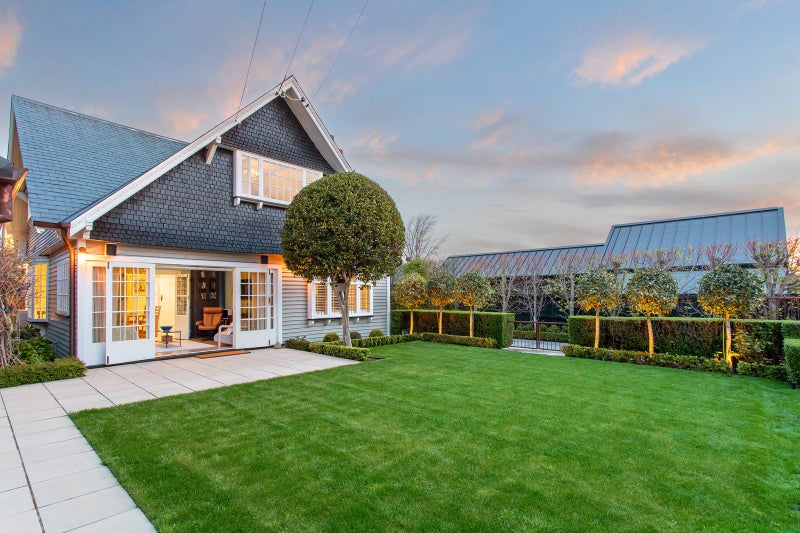 48 Knowles Street, St Albans, Christchurch - Carousel 2