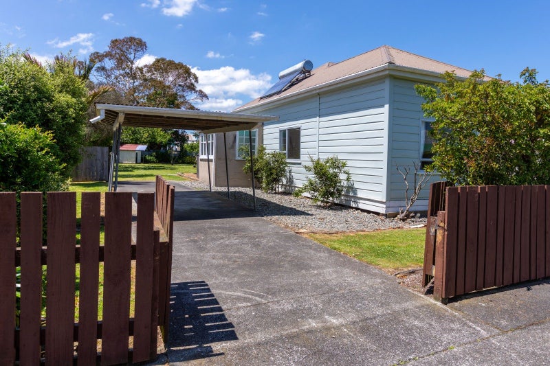 46 Ross Street, Woodville - Carousel 32