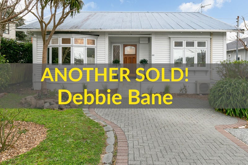 22 Beauchamp St, Karori, Wellington - Carousel 1