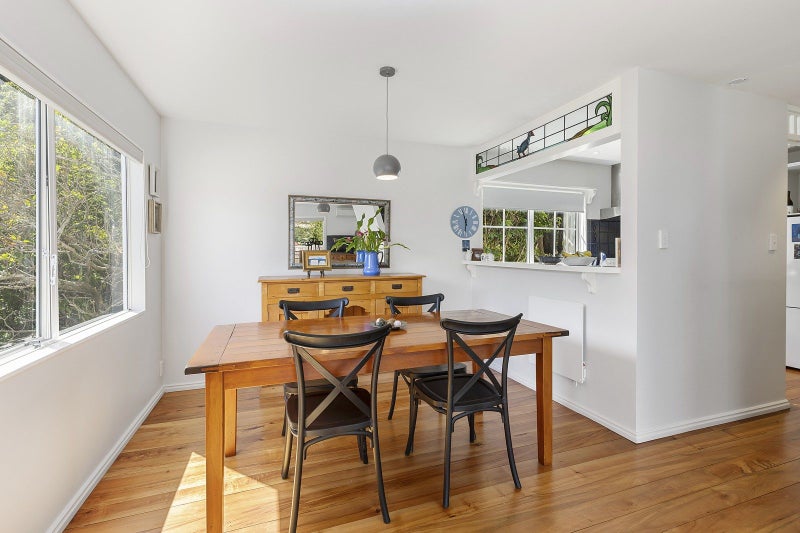 86A Volga Street, Island Bay, Wellington - Carousel 2