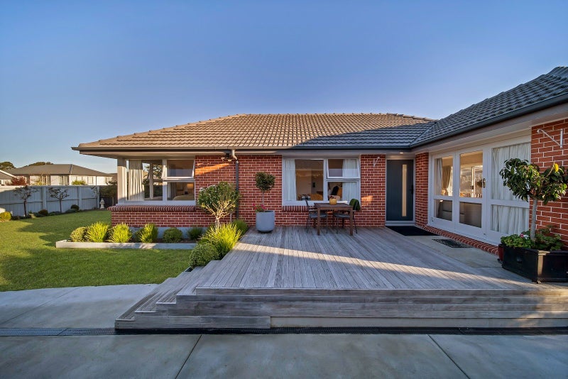27 Eglinton Street, Avondale, Christchurch - Carousel 1
