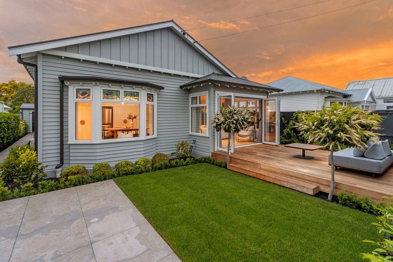 112 Westminster Street, St Albans, Christchurch - Carousel 1