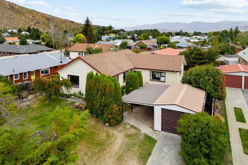 47 Black Peak Road, Omarama - Carousel 2