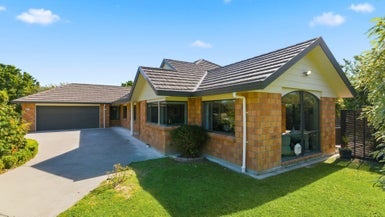 3 Westpeak Way, Otaki - Carousel 1