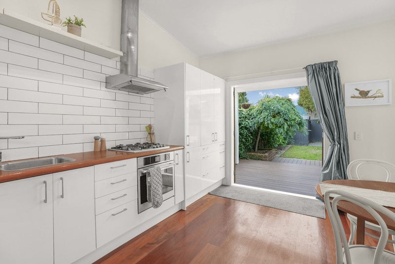 80 Cuba Street, Petone, Lower Hutt - Carousel 2