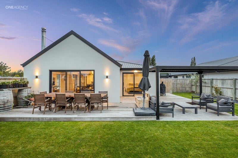 46 McQuillan Avenue, Woodend, Woodend - Carousel 2